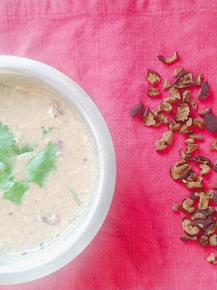நெல்லிக்காய் தயிர் பச்சடி (Nellikkaai thayir pachadi recipe in tamil) செய்முறை முக்கிய புகைப்படம்