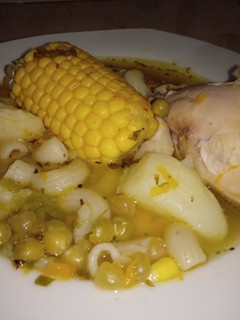 Una foto de Sopa de Verduras con Pollo