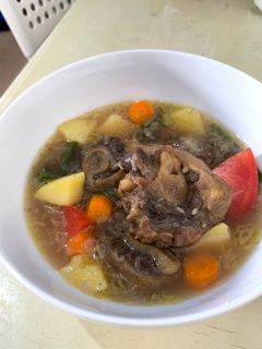 Foto resep 16 hrs slowcooked Sop buntut