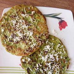 A picture of Moong dal Chilla.