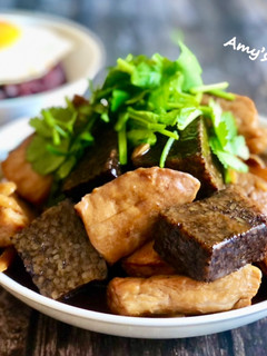 麻油米血燒豬 的食譜成品照片