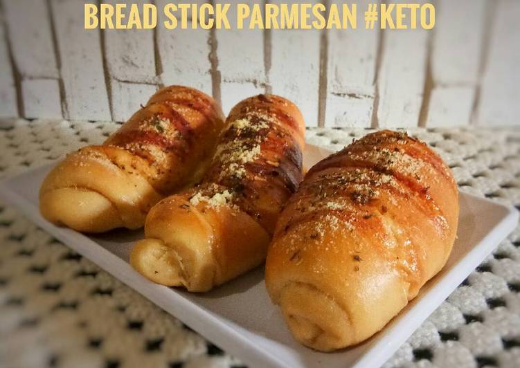 Langkah Mudah untuk Menyiapkan Bread stick parmesan #ketopad, Lezat