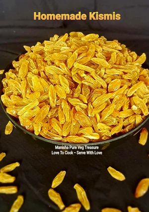 A picture of Grapes - Homemade Kismis - Raisins.