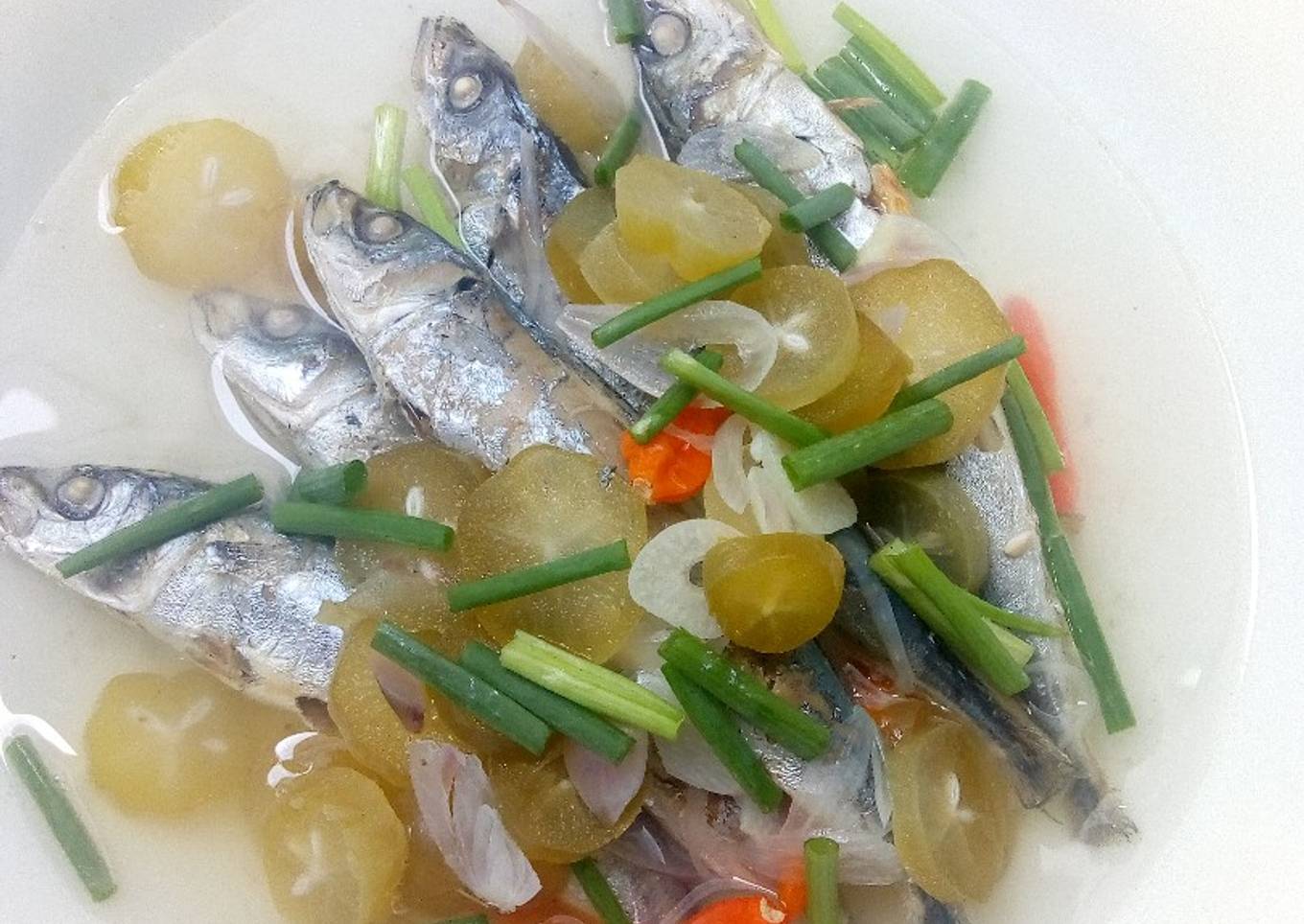 Asem Belimbing Wuluh Ikan Pindang
