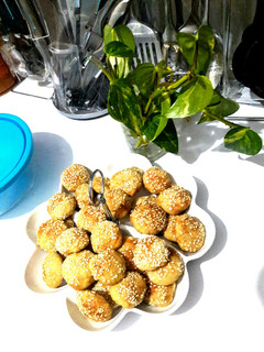 عکسی از دستور شیرینی کنجدی عید (با روغن مایع)
