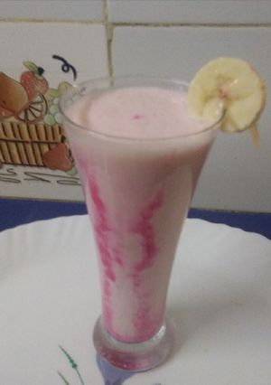 A picture of Banana Rose Smoothy.