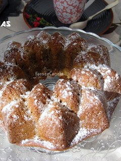 Una foto de Bundt Cake de Napolitanas
