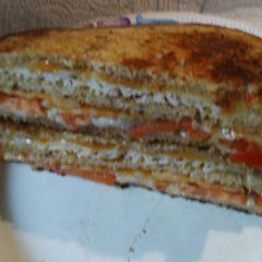 A picture of Cheese on Rye.