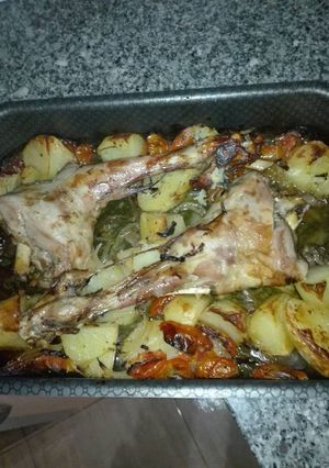 Una foto de Piernas de cordero al horno