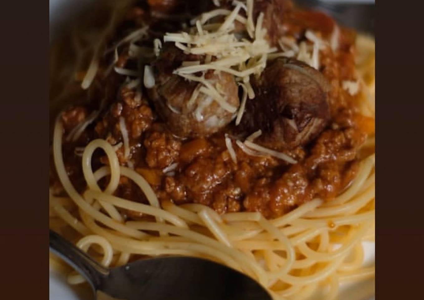 Bolognese Meatball Pasta