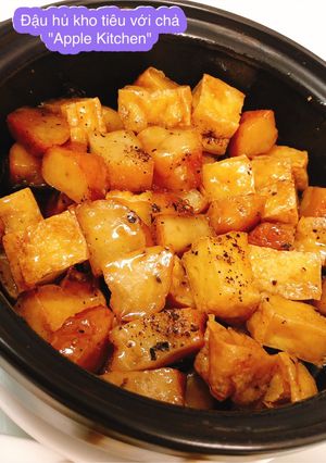Hình của món Đậu hủ kho tiêu với chả.