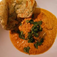 A picture of Chicken in Yoghurt Sauce.