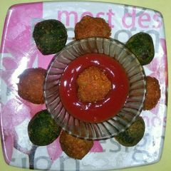A picture of Potato crispy balls.