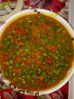 हरे मटर की घुघनी(hare matar ki ghughni recipe in hindi) रेसिपी मुख्य फोटो