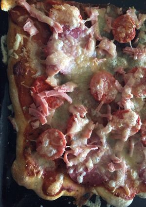 Una foto de Pizza con Masa Madre