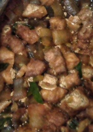 A picture of Beef Gravels and Tofu in Sweet Soy Sauce.
