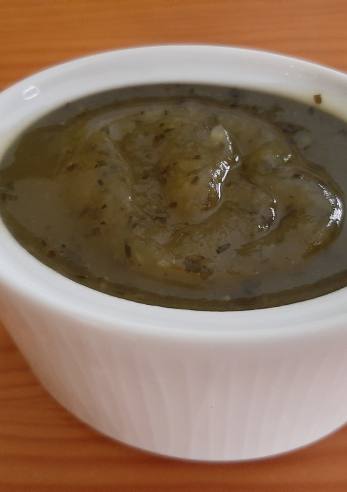 Una foto de Salsa dulce de calabacín y jengibre