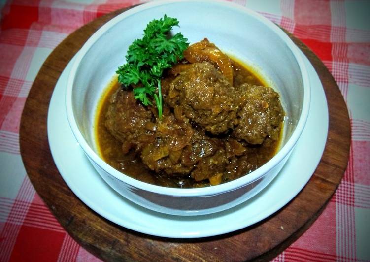 Rahasia Membuat Semur Bola-bola Daging Anti Gagal