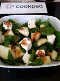 My Apple,Spinach, Goats Cheese Salad & Apple Balsamic Vinegar 😍
