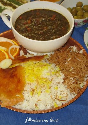 عکسی از دستور قورمــه سبــزی