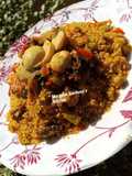 Fried couscous with spinach and egg sauce