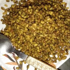 A picture of Sprouts.