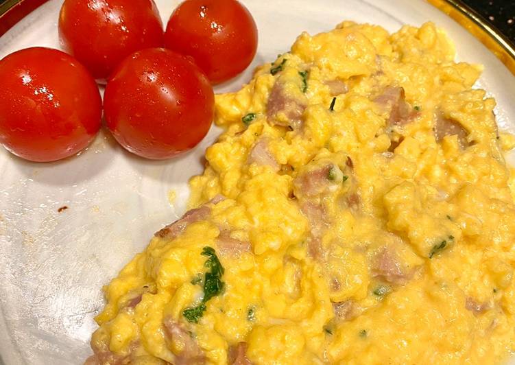 Resep Scramble eggs w/ bacon ala western/ telur orak arik dengan bacon Lezat