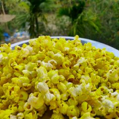 A picture of Buttery Popcorn.