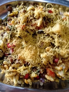 ભેળ (Bhel Recipe In Gujarati) રેસીપી મુખ્ય ફોટો