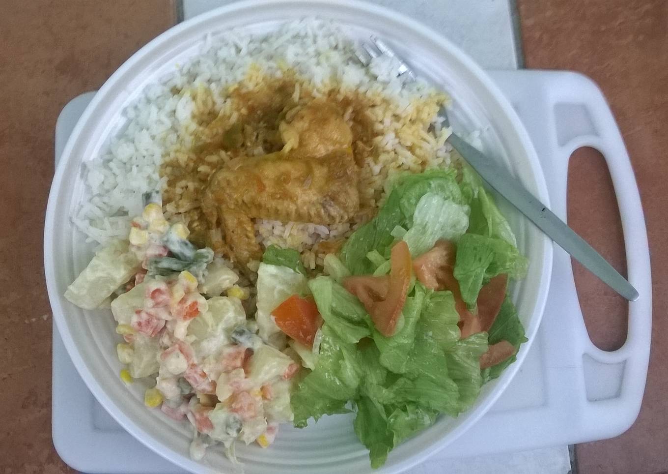 Easiest Way to Prepare Favorite Chicken Curry and Green salad