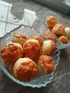 Puha, sajtos pogácsa bögrésen recept fotója