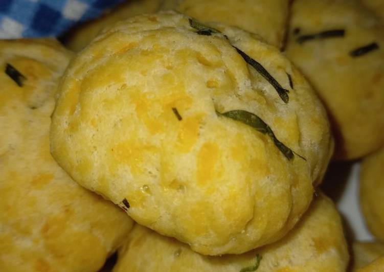 Scones de queso y ciboulette