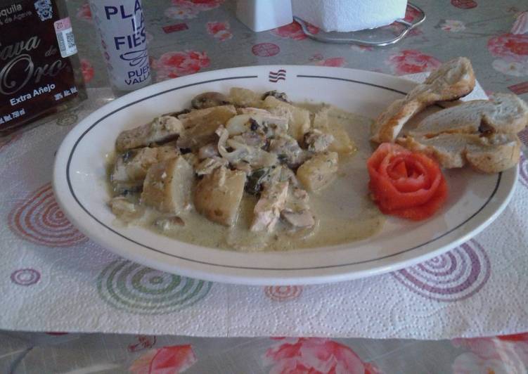 Fajitas en cremosa de poblano (mi versión)