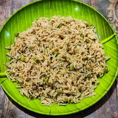 A picture of Matar pulao.