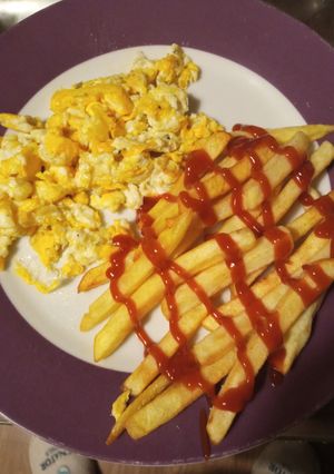 Una foto de Huevos revueltos simples