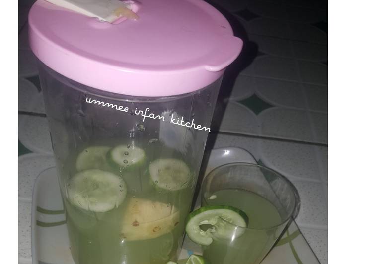 Steps to Make Quick Cocumber n lime juice