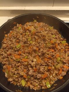 Una foto de Ternera picada con verduras