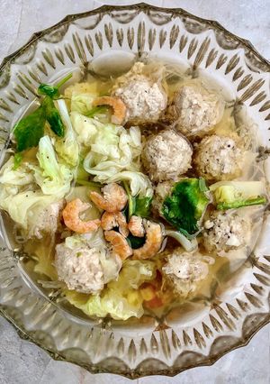 รูปของ แกงจืดผักกาดขาววุ้นเส้นหมูสับ (แกงจืดบอลหมูวุ้นใส่ผักกาดขาว)
