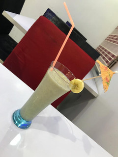 A picture of Banana smoothie.