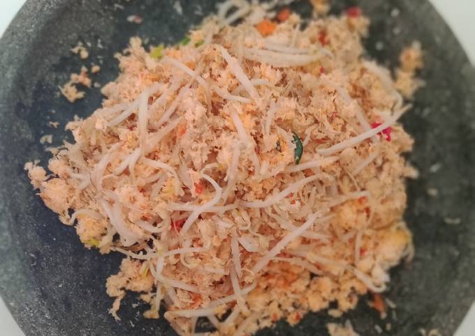 Kecambah urap sambel kelapa