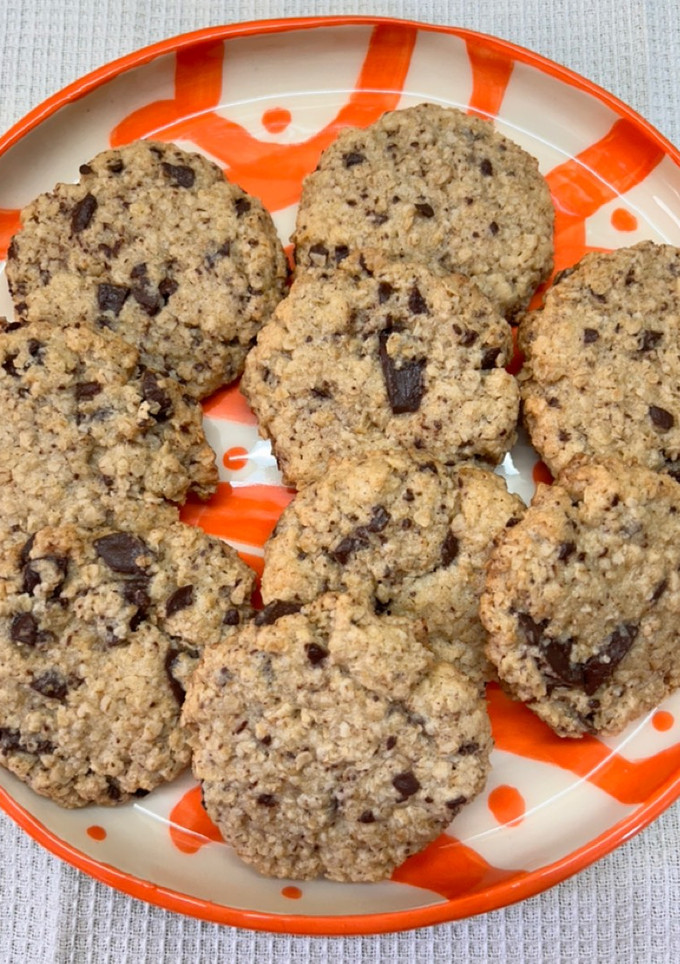 Una foto de Galletas de avena, chocolate y coco 🍪