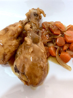 Una foto de Pollo al café