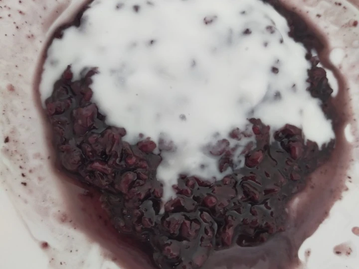 Langkah Gampang Membikin Resep Bubur ketan hitam yang Uenak Anti Ribet, Mantap