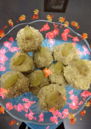 A picture of Wheat flour and samolina laddu.
