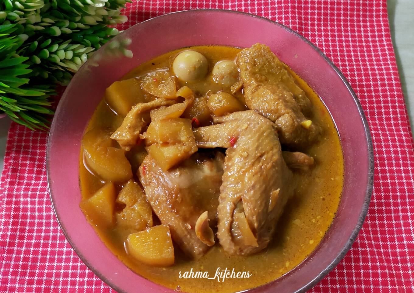 Semur Ayam Kentang Telur