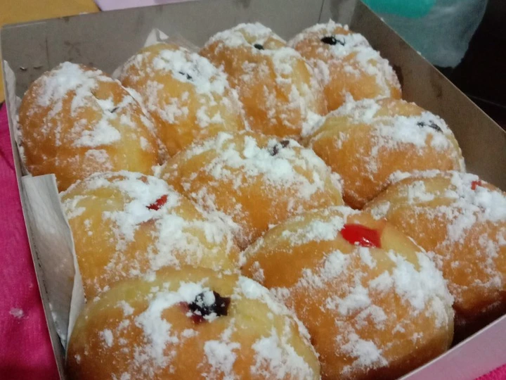 Easy Steps to Make Recipes Bomboloni empuk the  Makes Drooling Really Delicious.