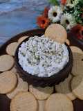 Herb garlic cheese spread