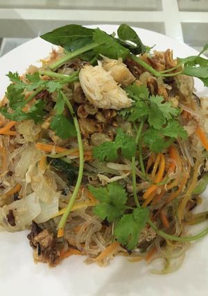 Hình của món Miến xào cua.