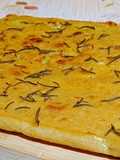 Schiacciata di patate al rosmarino