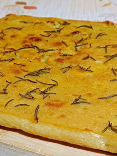 Foto di Schiacciata di patate al rosmarino